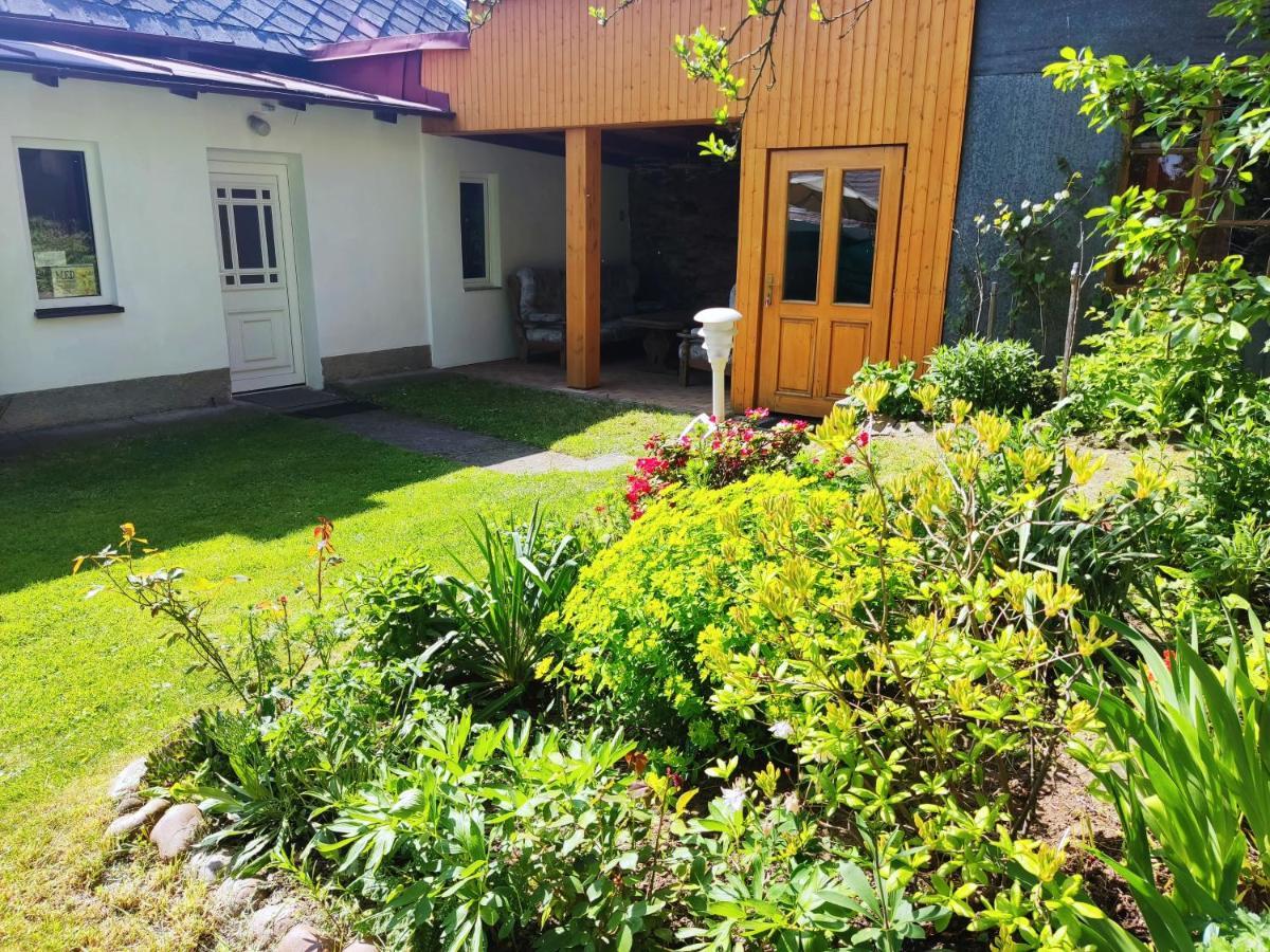 Apartman Utvina Exteriér fotografie