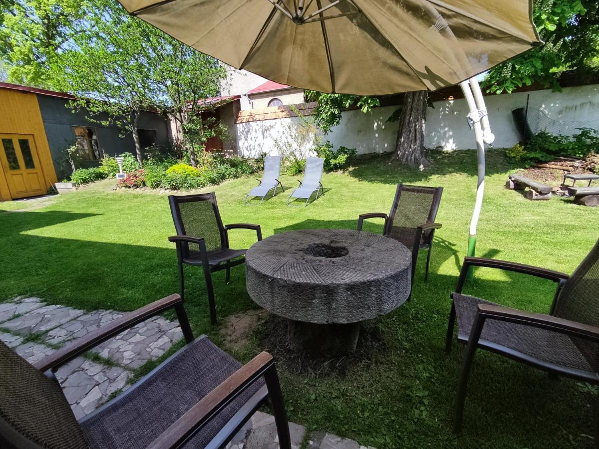 Apartman Utvina Exteriér fotografie